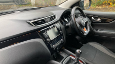 Nissan Qashqai 1.3 DiG-T Acenta Premium 5dr Petrol Hatchback